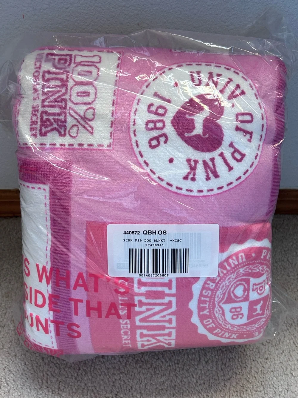 Victoria’s Secret PINK Friday Cozy Plush Blanket &Mystery Mini Dog Set OS Y2K